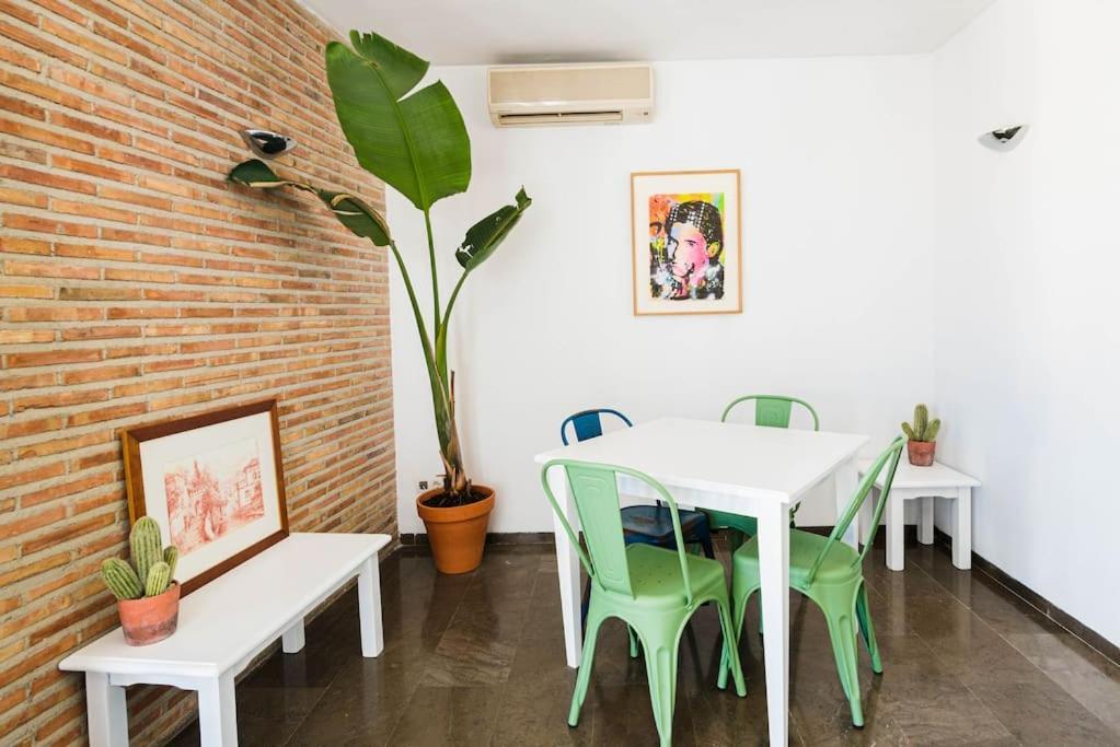 Cosy Flat/nearly Touching Alhambra/great Views Grenada